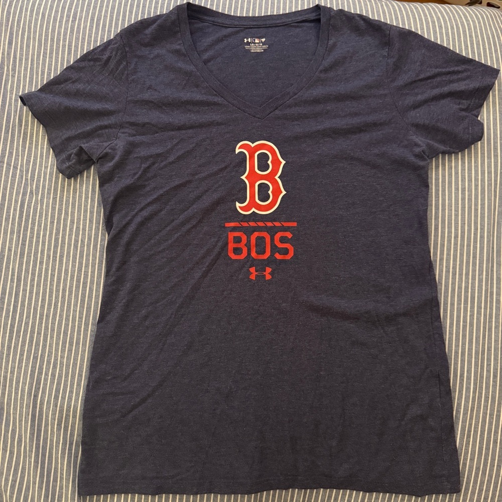 Boston Red Sox Under Armour Heat Gear Athletic V Neck Tee shirt